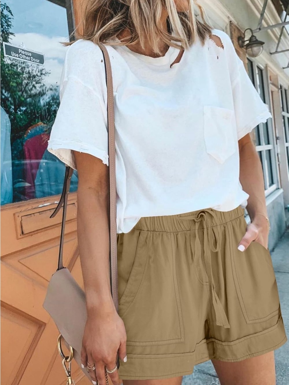 Casual Drawstring Pocket Women’s Shorts - Tan